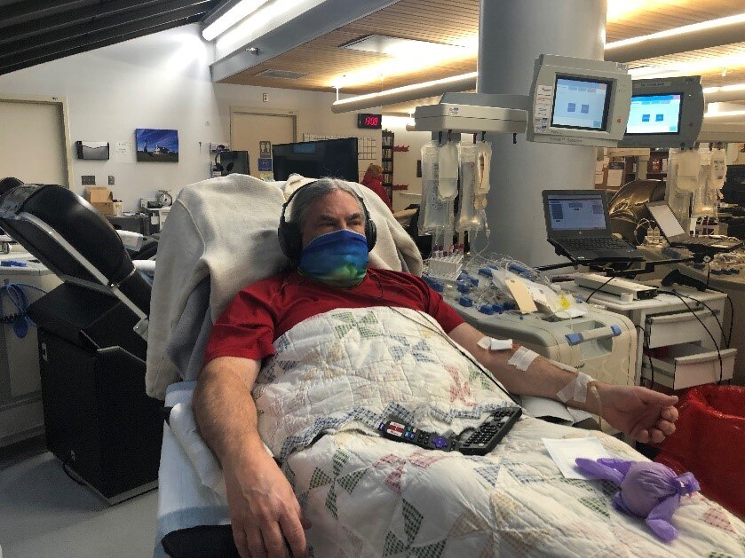 Onsemi employee John Murphy donating blood
